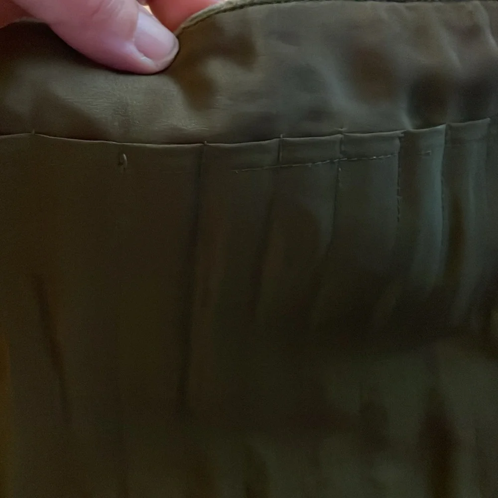 Embroidered Olive Green Velvet Women's Clutch